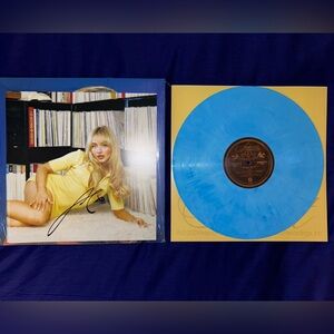 Sabrina Carpenter SIGNED Photo Insert Short N Sweet Vinyl